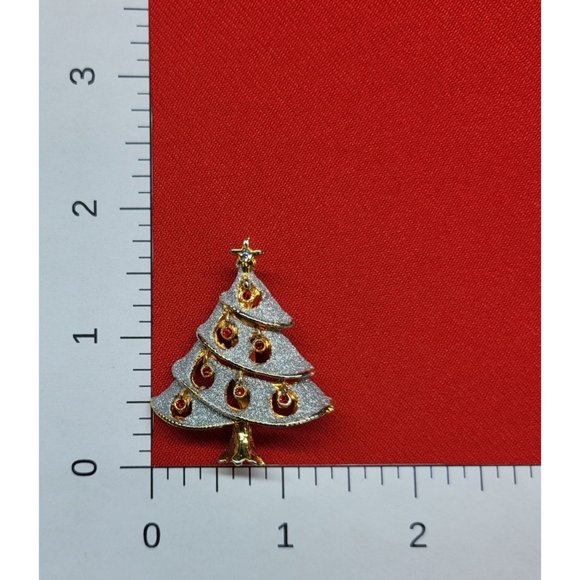 Christmas Pins/ Brooches Set of 3 Christmas Tree, Angel & Stocking Pins - Picture 12 of 12